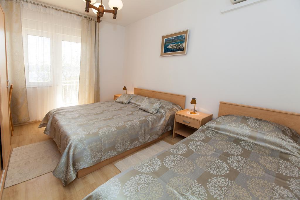 Apartment Pavica Novi Vinodolski Exterior foto