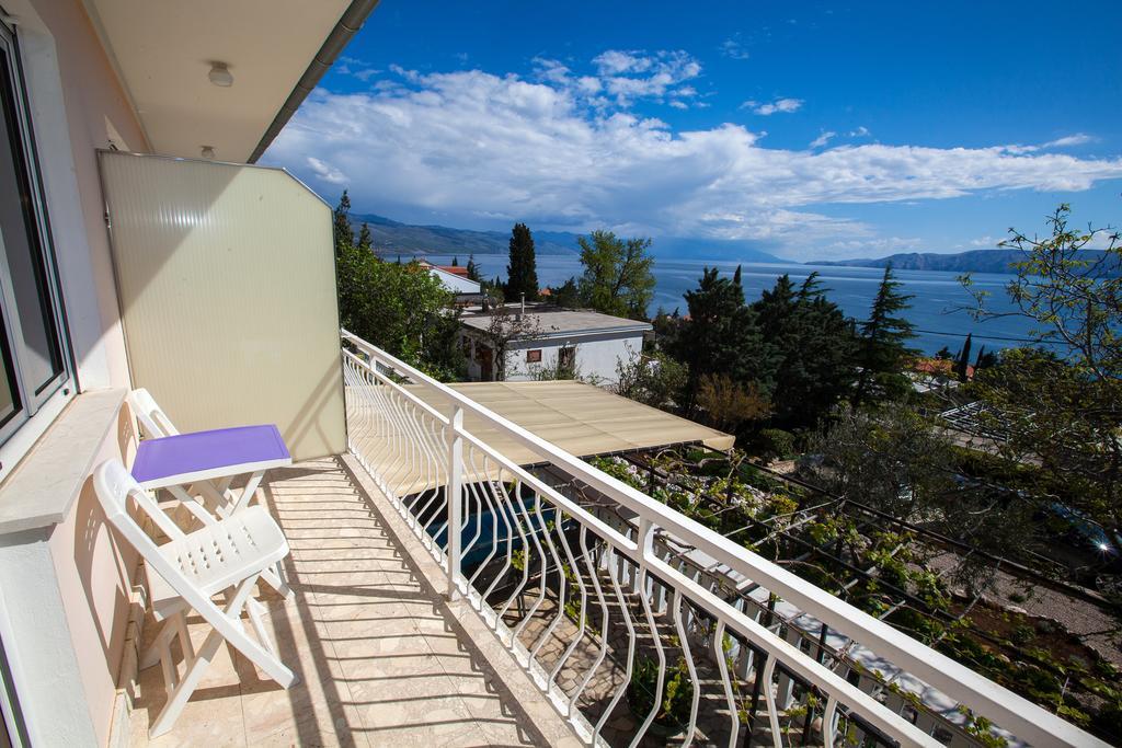 Apartment Pavica Novi Vinodolski Exterior foto