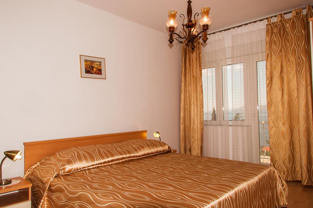 Apartment Pavica Novi Vinodolski Exterior foto